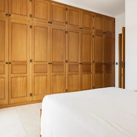 De Santa Eulalia - Вилла *