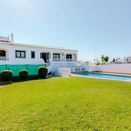 De Santa Eulalia - * Albufeira