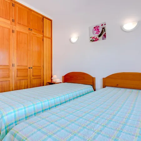 Villa De Santa Eulalia - *