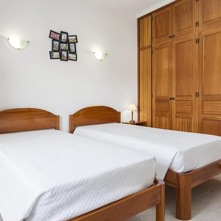 De Santa Eulalia - * Albufeira